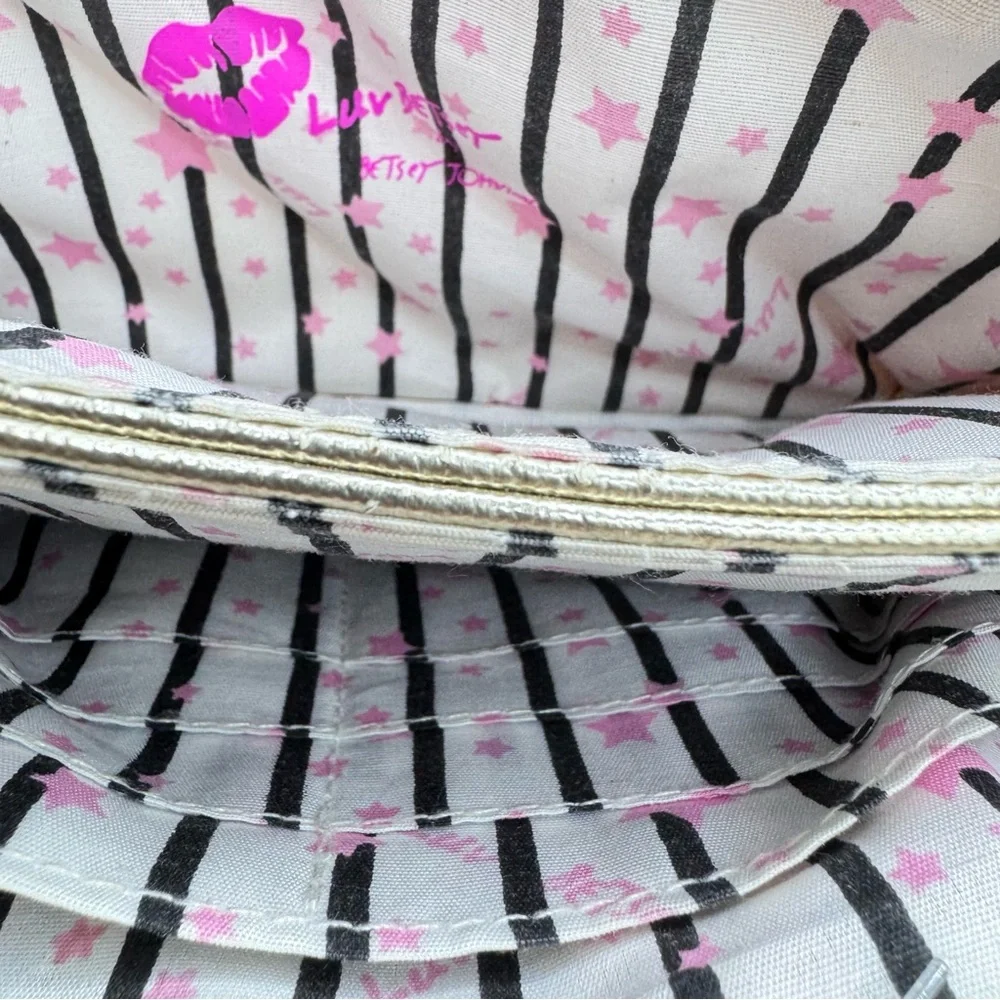 Betsey Johnson Love Betsey Pink Cat Quilted Clutch with Heart‎ Charm
